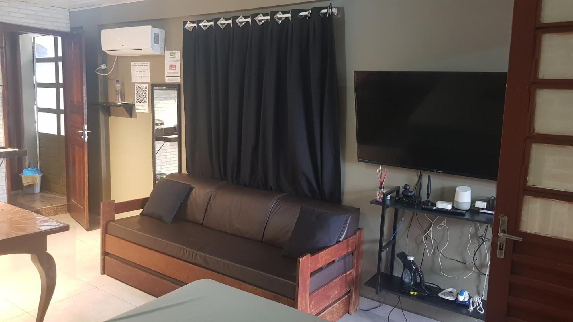 Casa No Centro De Foz! Ar-Condicionado, Smart Tv, Wi-Fi, Cozinha, Ventilador E 4 Camas Apartamento Foz do Iguaçu Exterior foto