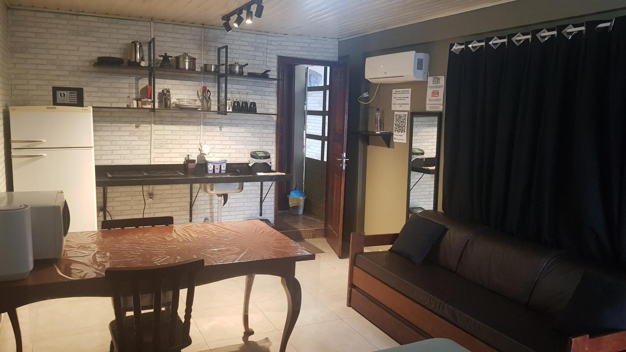Casa No Centro De Foz! Ar-Condicionado, Smart Tv, Wi-Fi, Cozinha, Ventilador E 4 Camas Apartamento Foz do Iguaçu Exterior foto