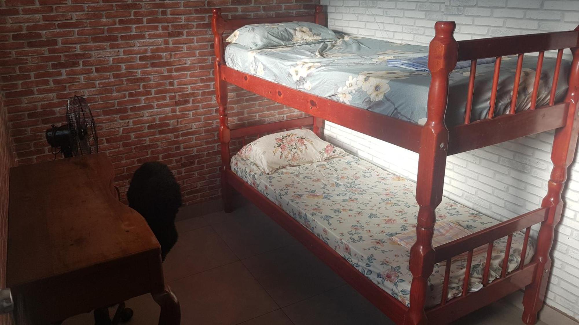 Casa No Centro De Foz! Ar-Condicionado, Smart Tv, Wi-Fi, Cozinha, Ventilador E 4 Camas Apartamento Foz do Iguaçu Exterior foto