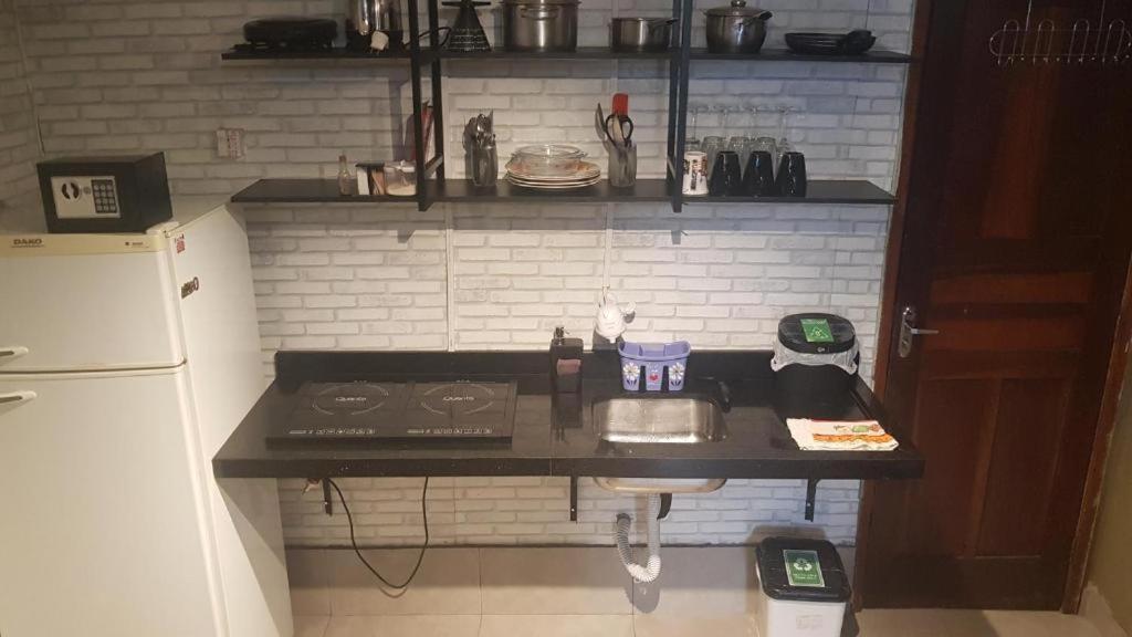 Casa No Centro De Foz! Ar-Condicionado, Smart Tv, Wi-Fi, Cozinha, Ventilador E 4 Camas Apartamento Foz do Iguaçu Exterior foto