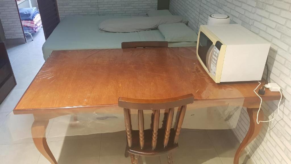 Casa No Centro De Foz! Ar-Condicionado, Smart Tv, Wi-Fi, Cozinha, Ventilador E 4 Camas Apartamento Foz do Iguaçu Exterior foto